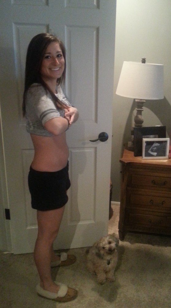 Until my next ultrasound on November 25th, I'm officially refusing all due dates and am lost somewhere between 8 and 11 weeks. Please note my sweet puppito in the lower right corner. What a babe!