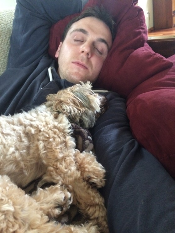 And snooze time, before we headed to Mark's dad's house for dinner! 